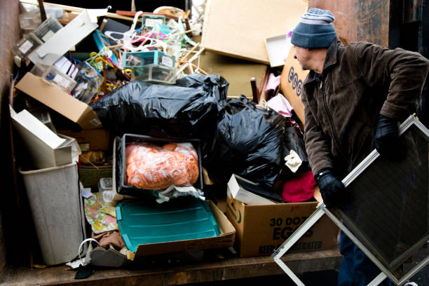 Best Construction Debris Removal  in Edwardsville, KS